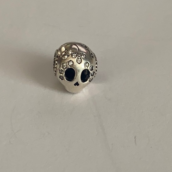 Pandora charm sparkling skull silver cz hearts - Picture 1 of 5